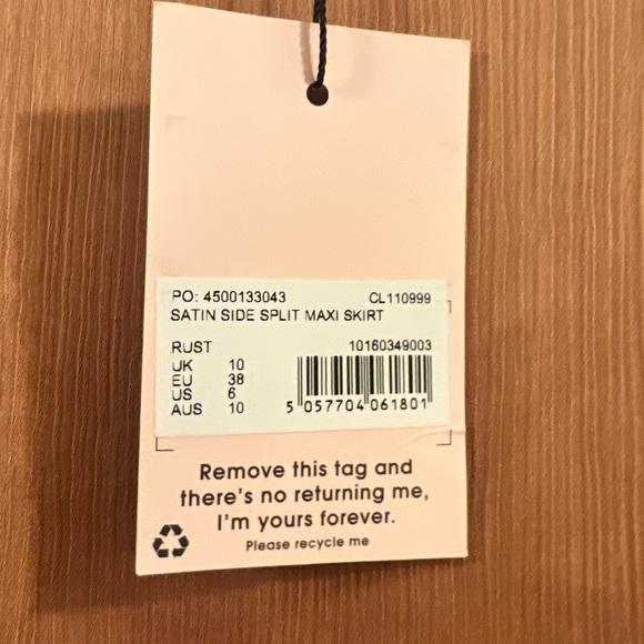 NWT missguided maxi skirt, size 6 - Picture 6 of 7